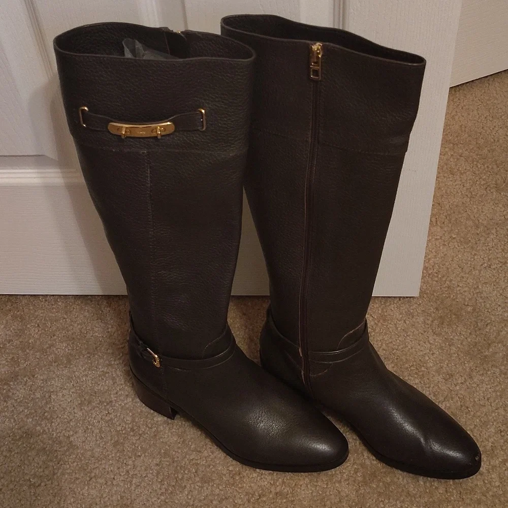 Coach Sullivan Safari Pebbled Brown Leather Boots - Picture 6 of 7